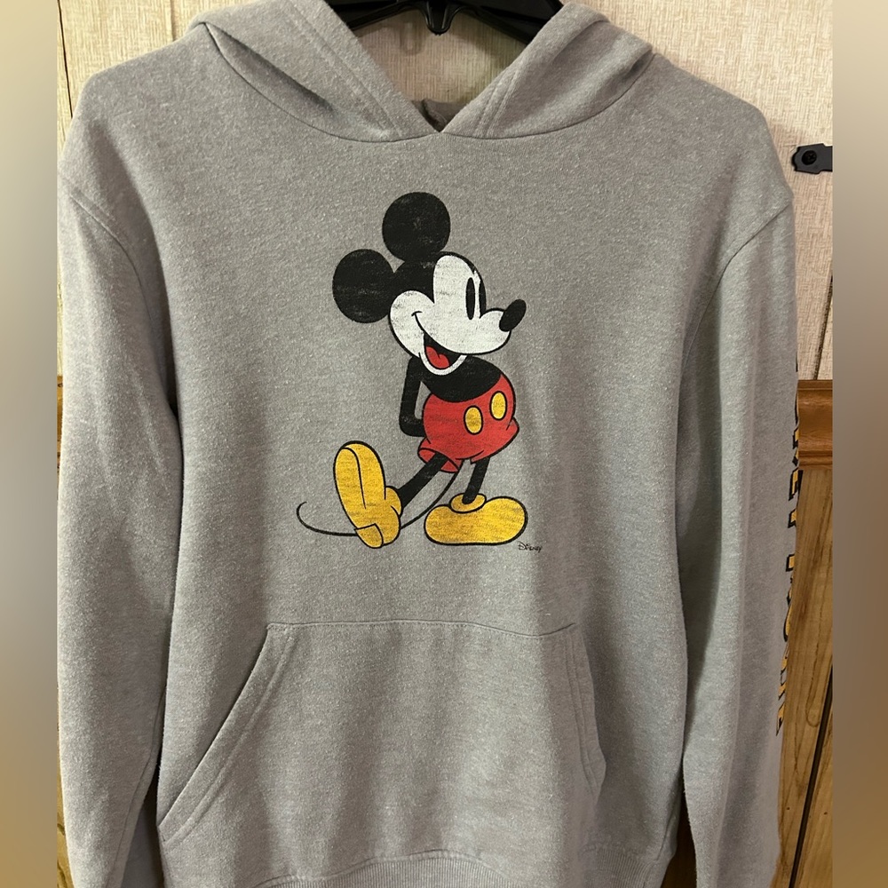 Disney Mickey Mouse sweatshirt kids size Large